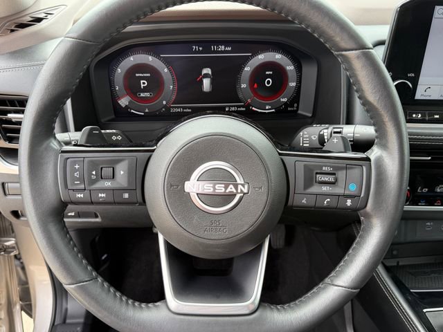 Used 2023 Nissan Rogue Platinum w/ Platinum Premium Package image 14