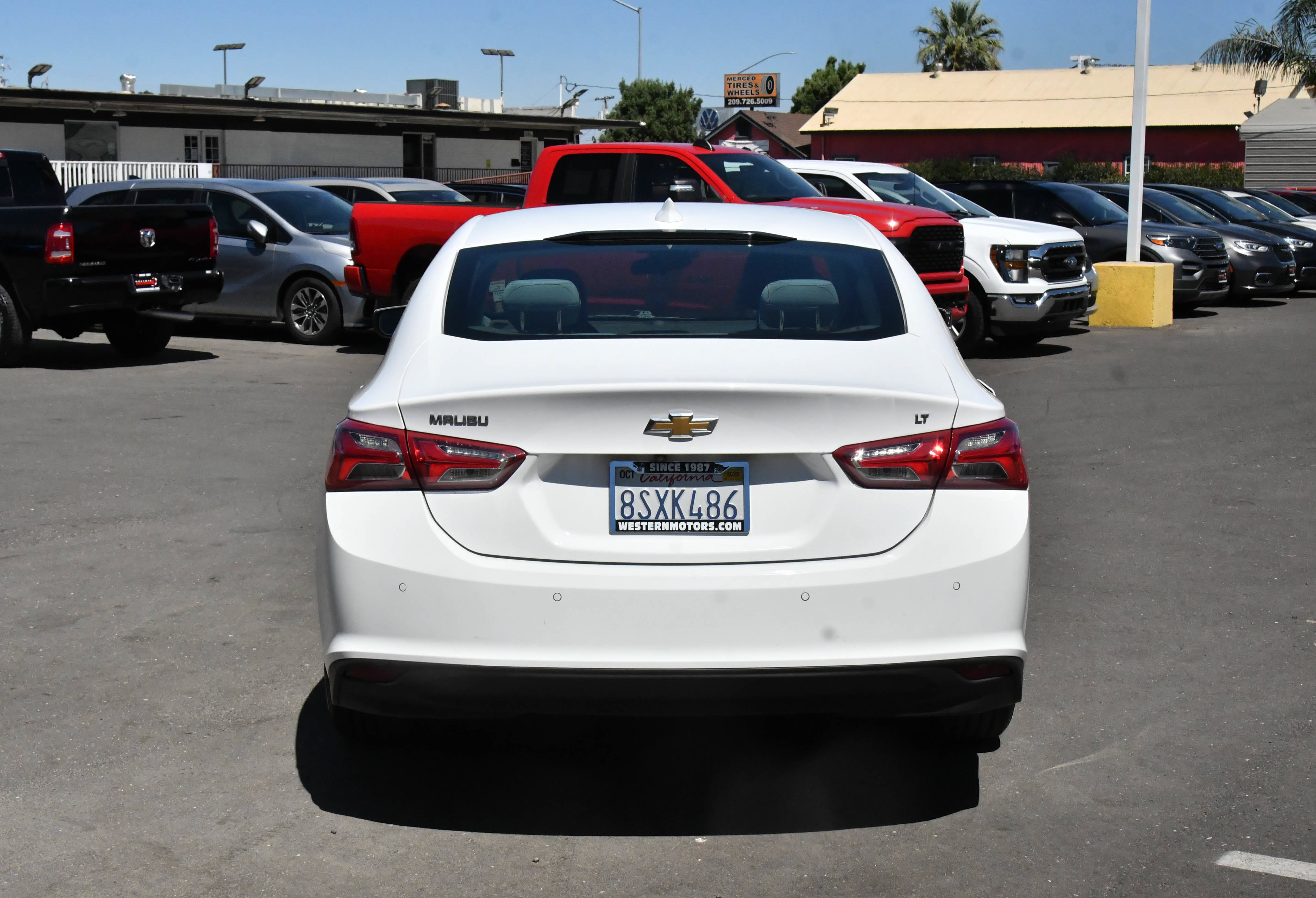 Used 2021 Chevrolet Malibu LT FWD image 7