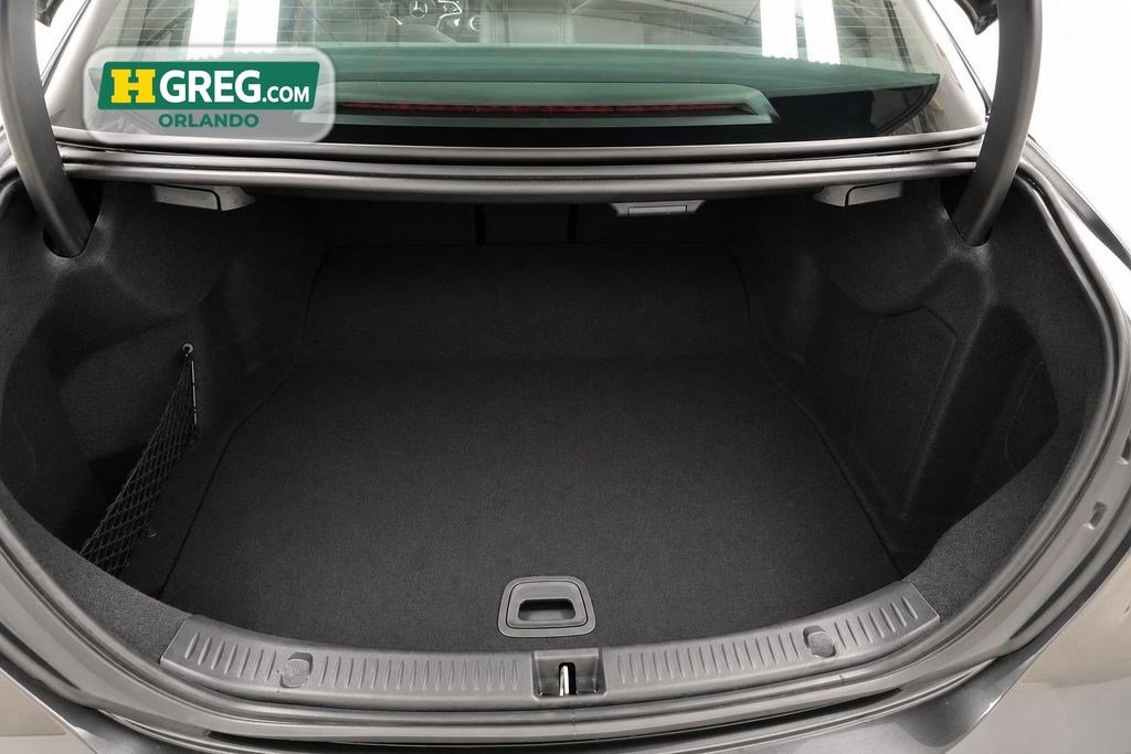 Used 2022 Mercedes-Benz E 350 Sedan w/ AMG Line Exterior image 18