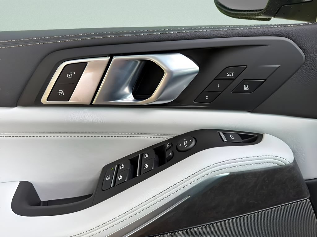 New 2026 BMW X5 xDrive40i AWD/4WD image 12