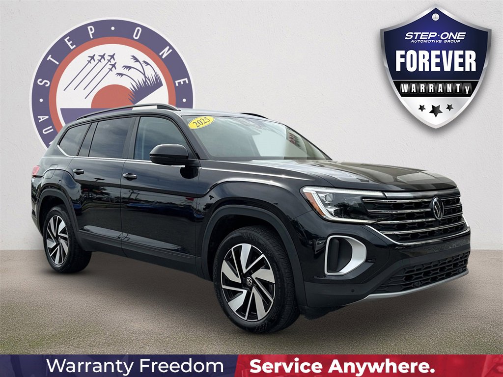 Used 2025 Volkswagen Atlas SE