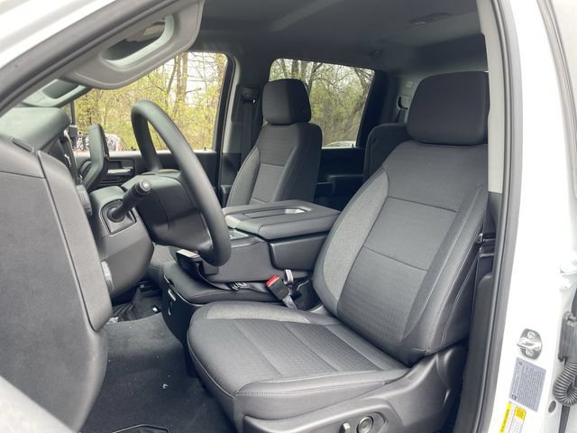New 2026 Chevrolet Silverado 2500 Custom w/ Custom Value Package AWD/4WD image 11