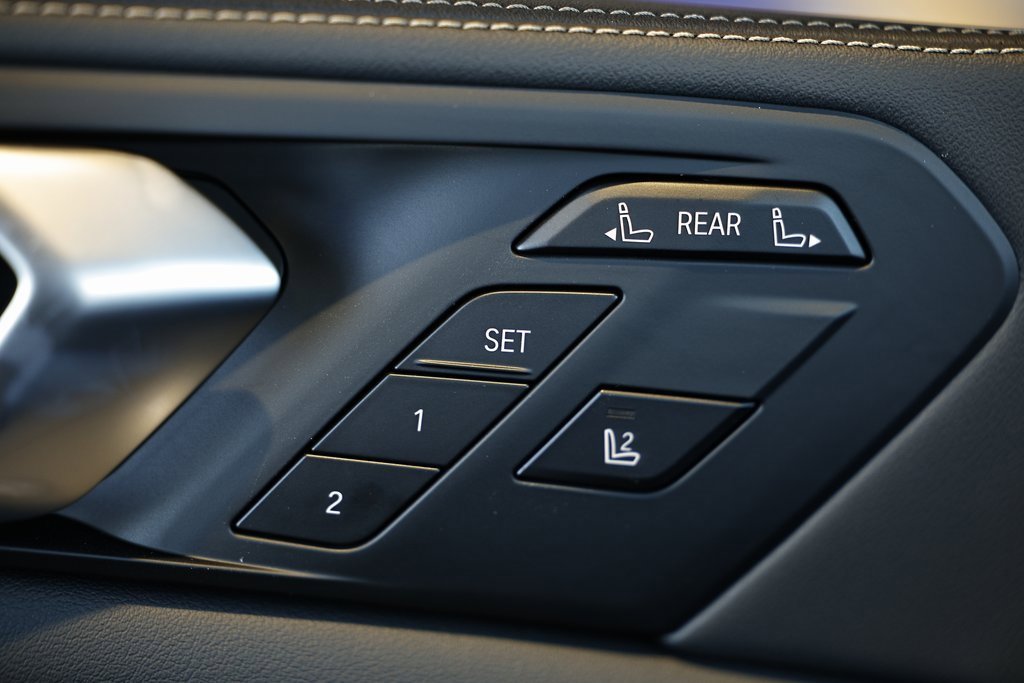 New 2026 BMW X7 xDrive40i w/ M Sport Package image 18