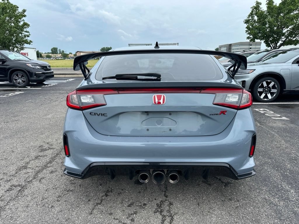 Used 2024 Honda Civic Type R image 10