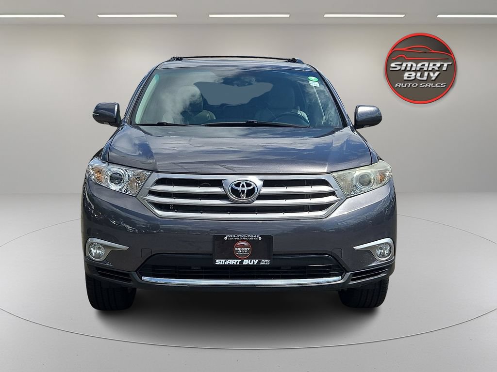 Used 2012 Toyota Highlander Limited w/ Tow Pkg AWD/4WD image 3