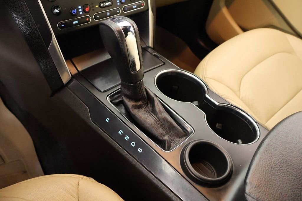 Used 2017 Ford Explorer Limited w/ Equipment Group 301A image 9