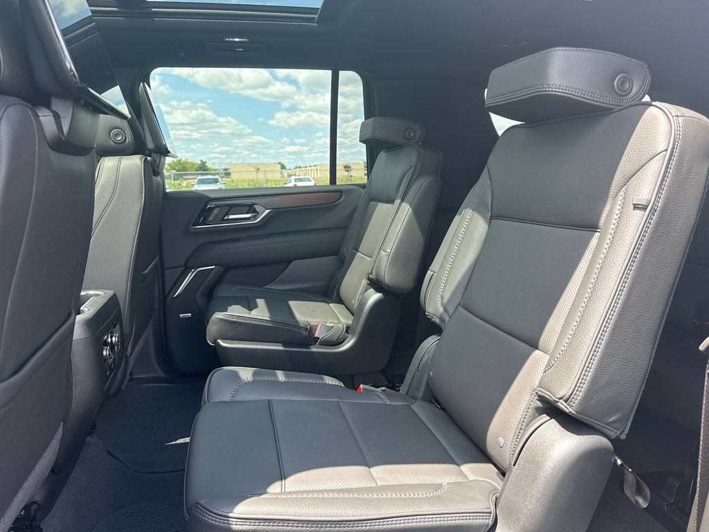 New 2026 GMC Yukon XL Denali w/ Advanced Technology Package AWD/4WD image 32