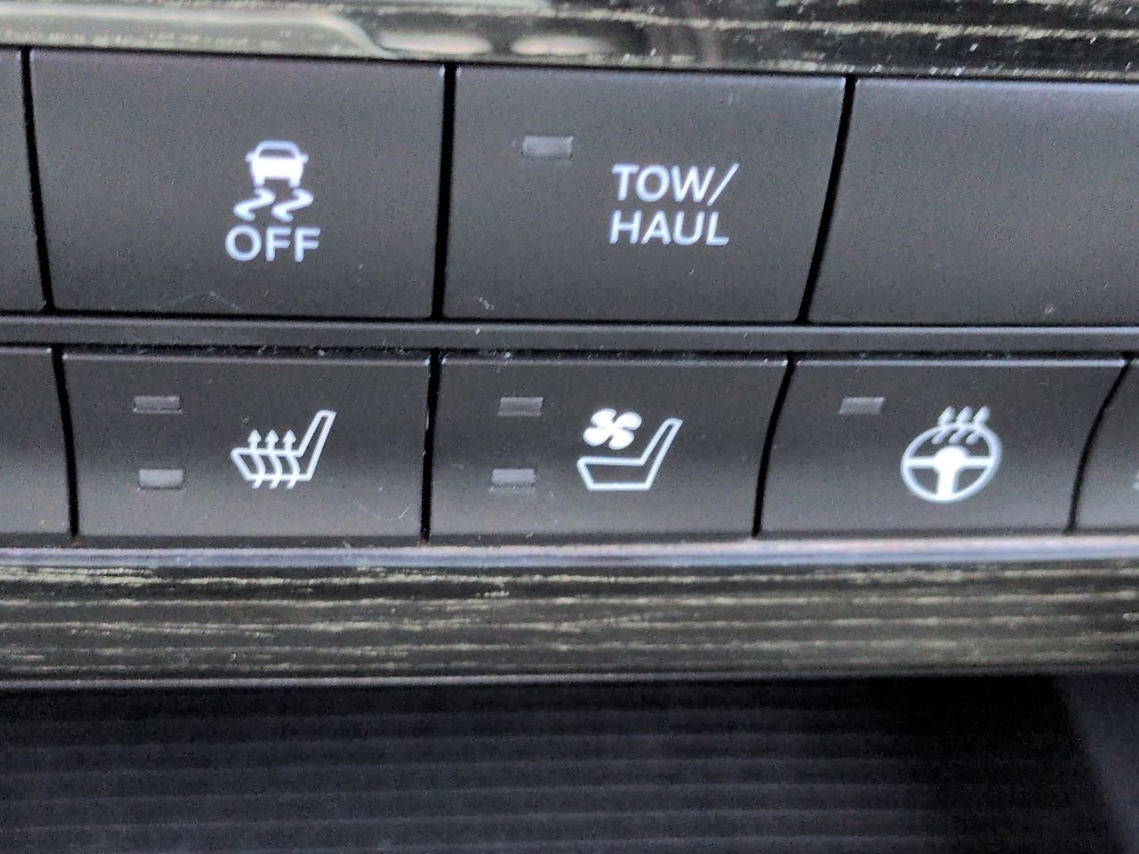 Used 2016 RAM 1500 Limited AWD/4WD image 23