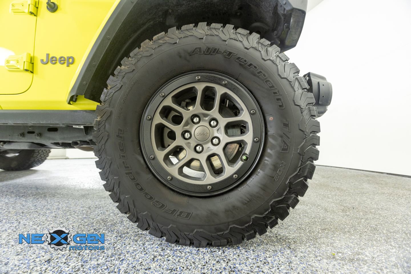 Used 2023 Jeep Wrangler Unlimited Rubicon 392 w/ Xtreme Recon 35" Tire Package AWD/4WD image 43