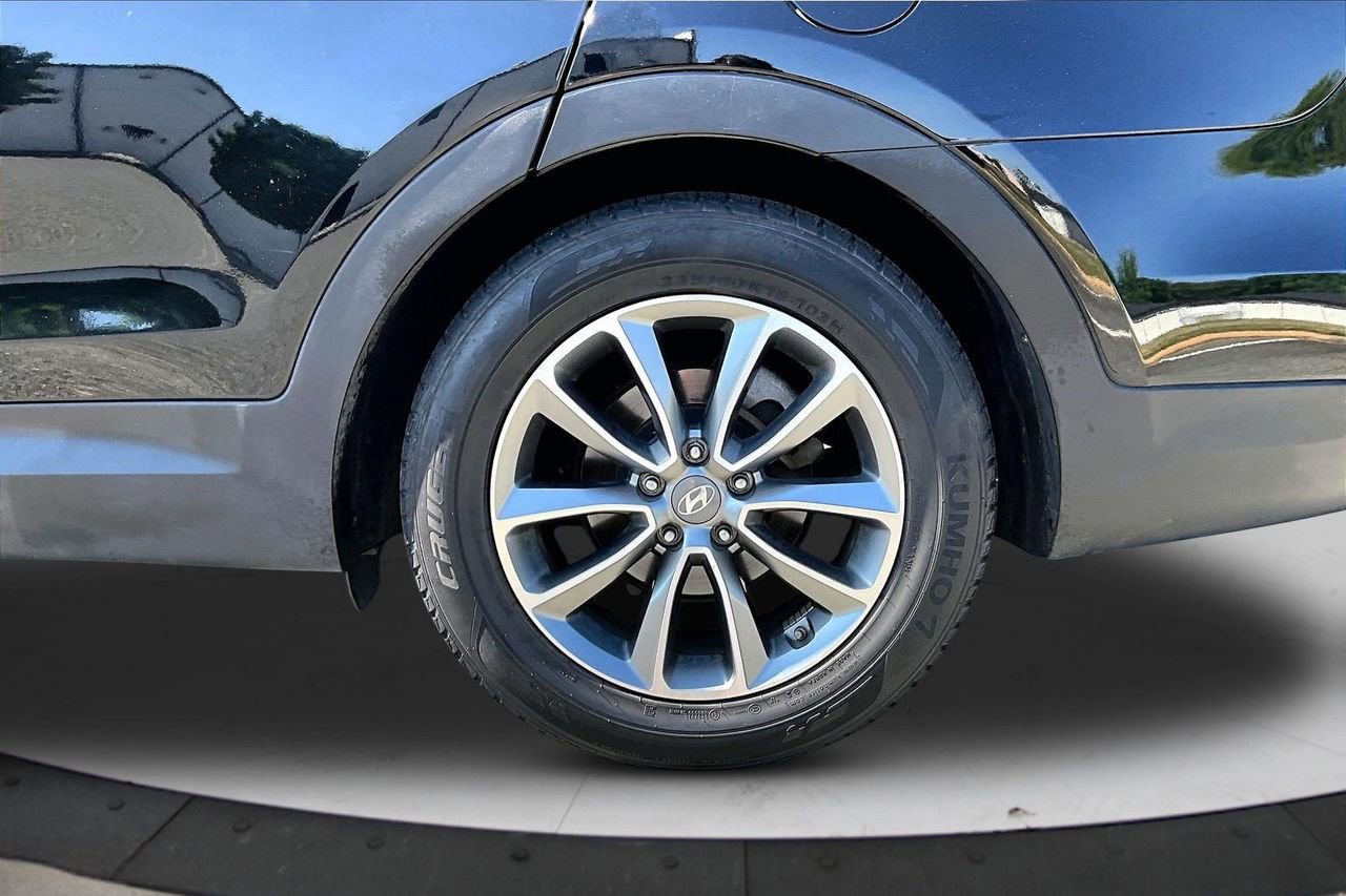 Used 2019 Hyundai Santa Fe XL SE w/ SE Premium Package 02 FWD image 34