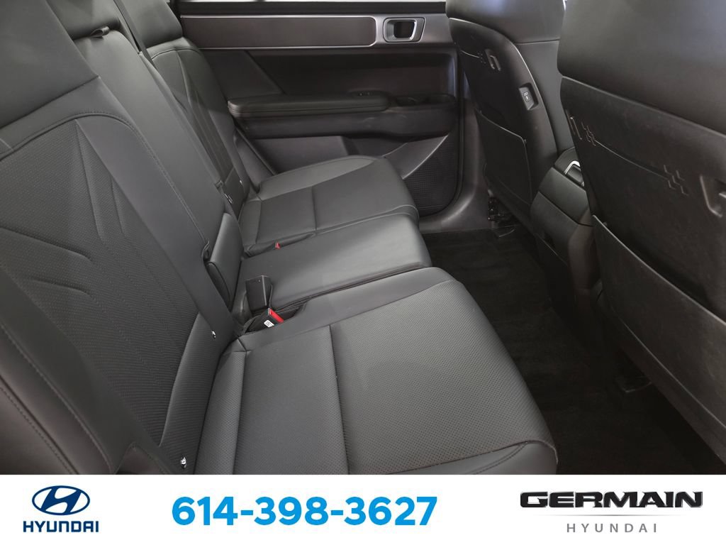 Used 2025 Hyundai Santa Fe SEL AWD/4WD image 20