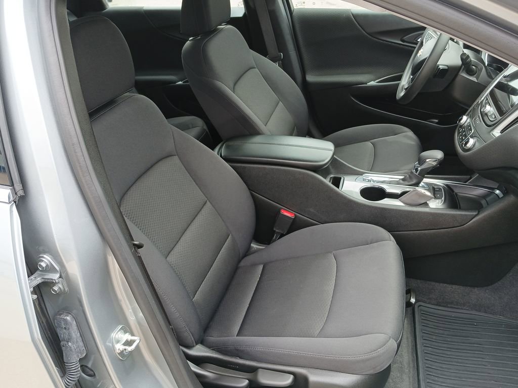 Used 2024 Chevrolet Malibu LT FWD image 29