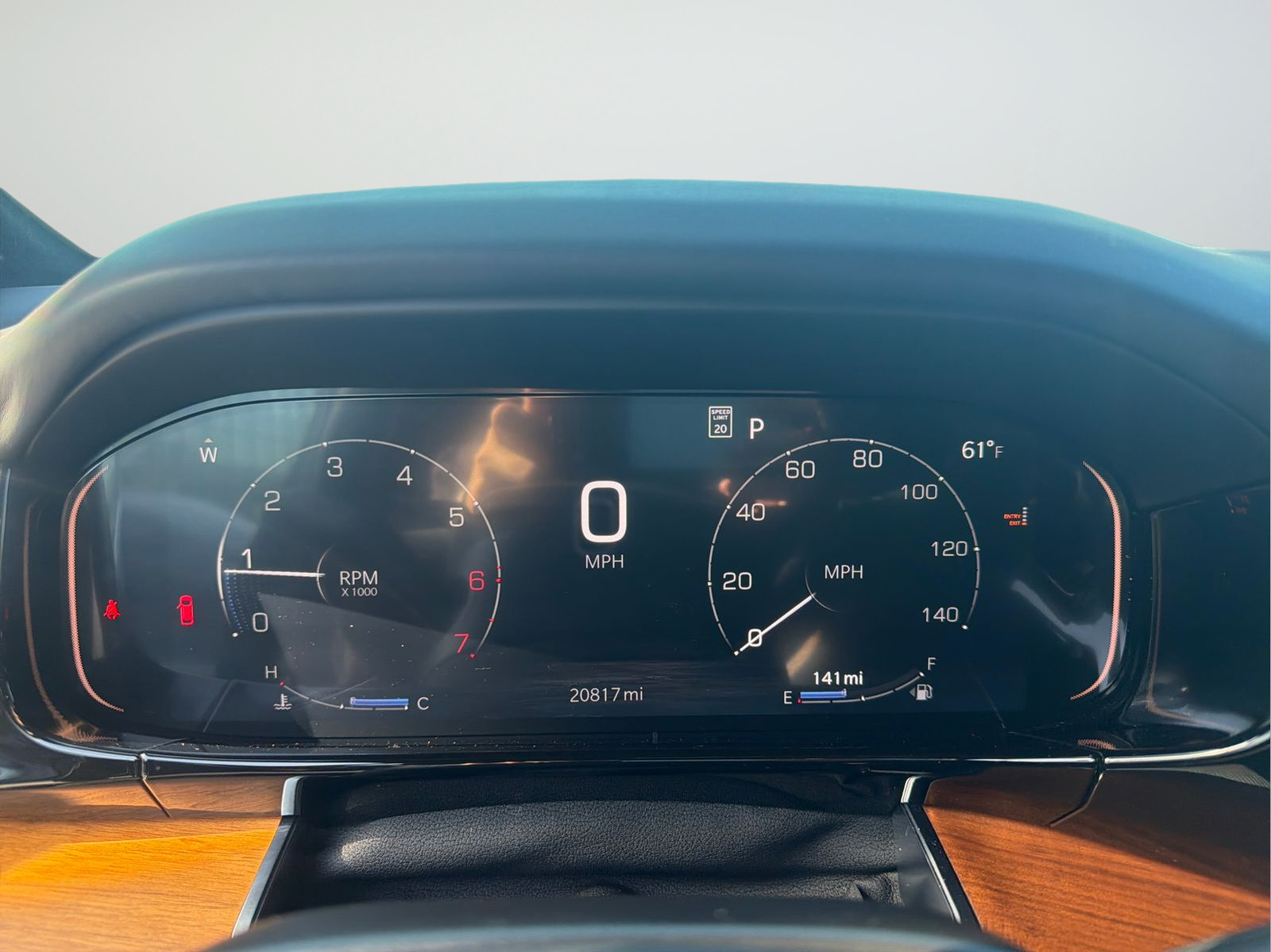 Used 2024 Jeep Grand Wagoneer Series III AWD/4WD image 37