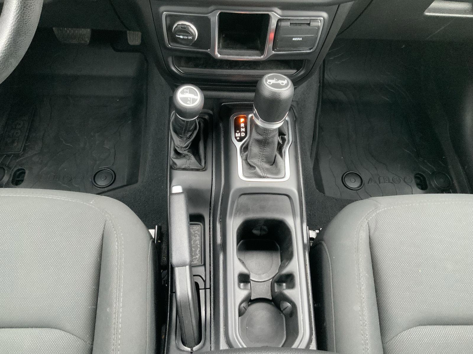 Used 2020 Jeep Wrangler Unlimited Sport image 37