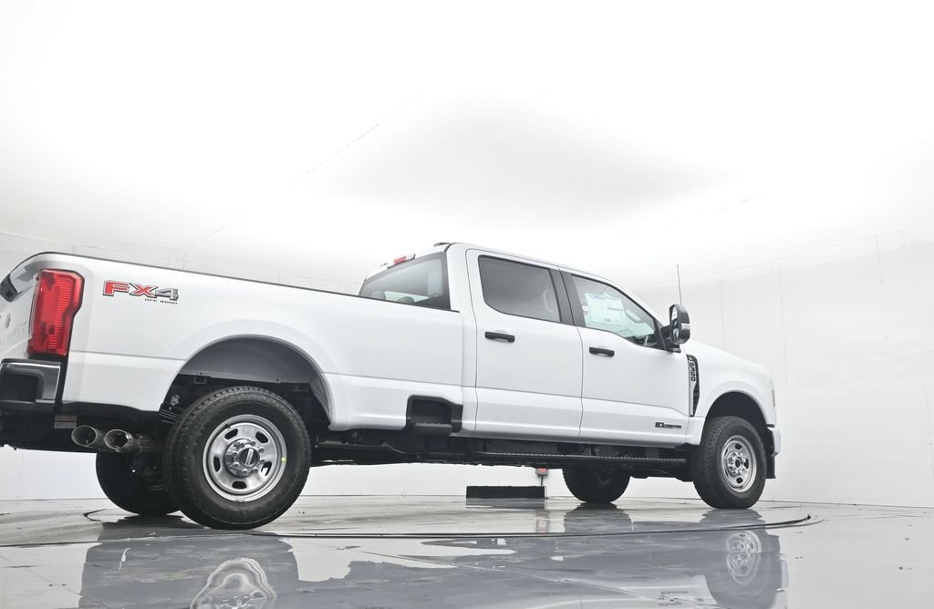 New 2026 Ford F350 XL w/ FX4 Off-Road Package AWD/4WD image 47