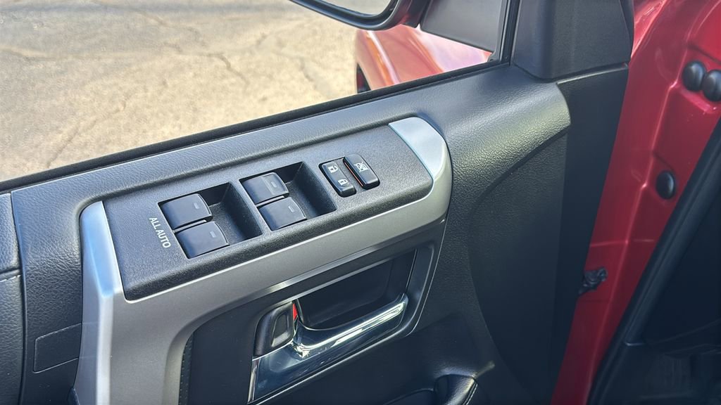 Used 2020 Toyota 4Runner SR5 Premium w/ Moonroof Package image 14