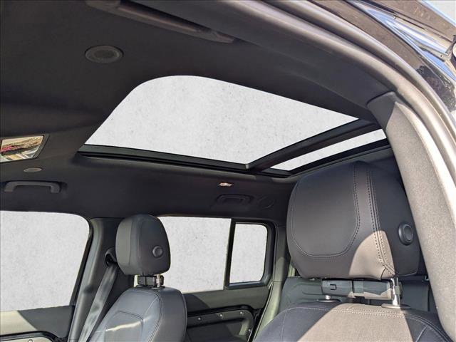 Certified 2023 Land Rover Defender 130 SE image 16