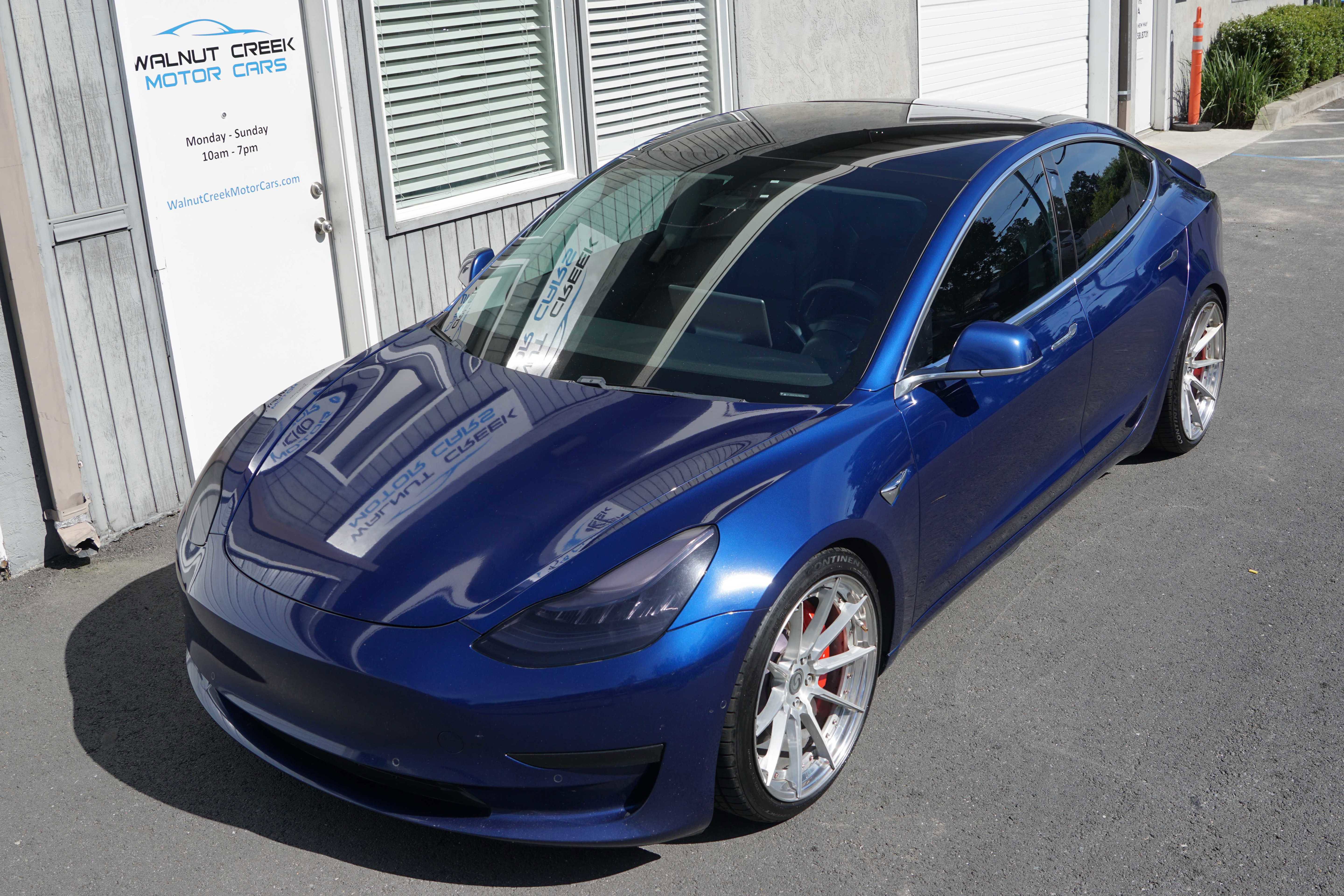 Used 2020 Tesla Model 3 Performance AWD/4WD image 3
