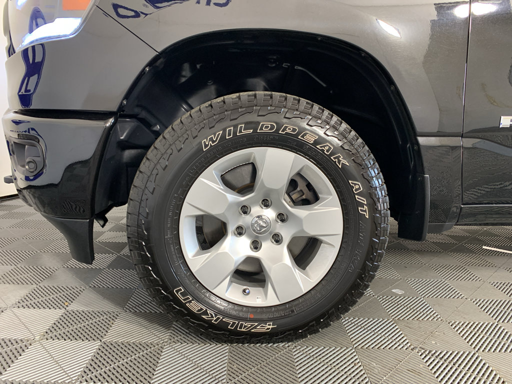 Used 2022 RAM 1500 Big Horn AWD/4WD image 9