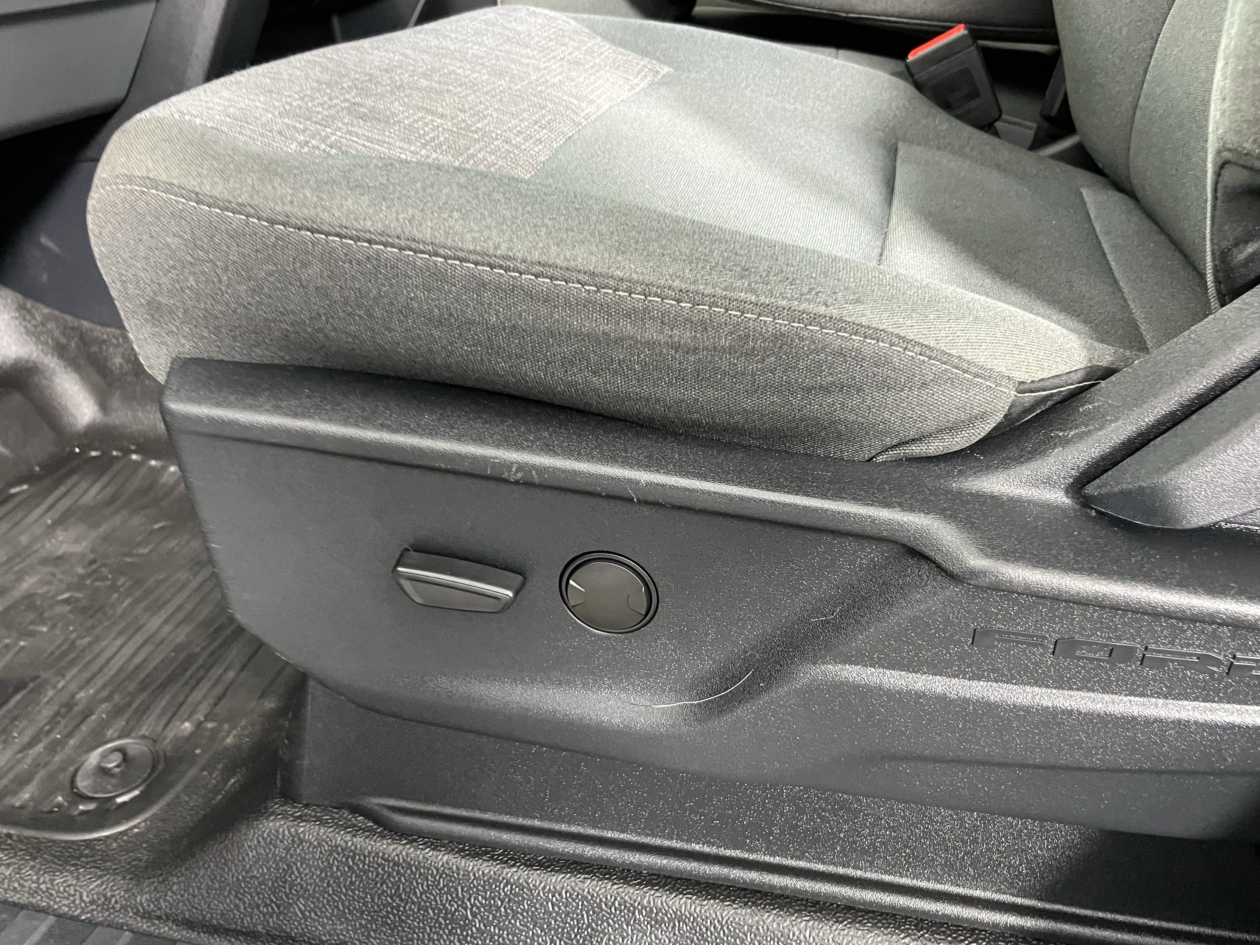 Used 2024 Ford F350 XLT image 14