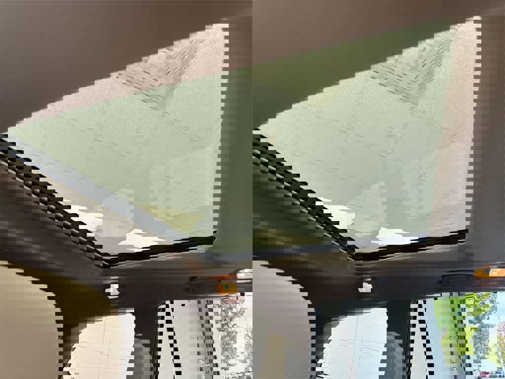 Used 2018 Honda Pilot Elite image 24