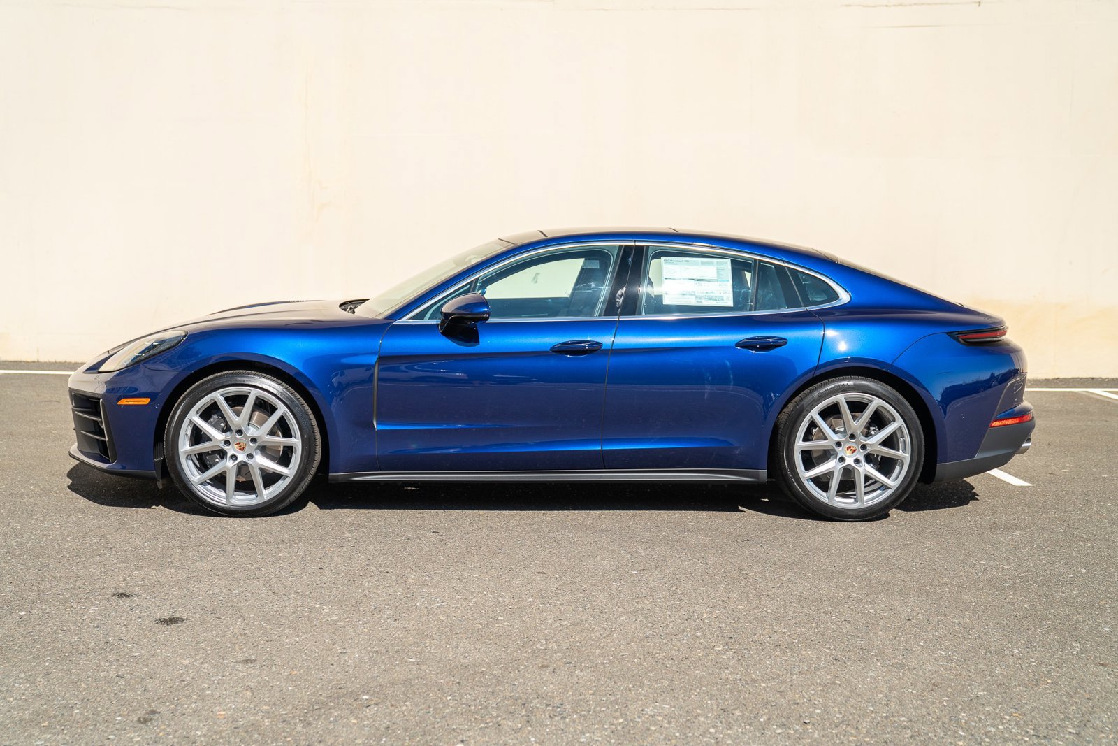 Certified 2025 Porsche Panamera 4 AWD/4WD image 2