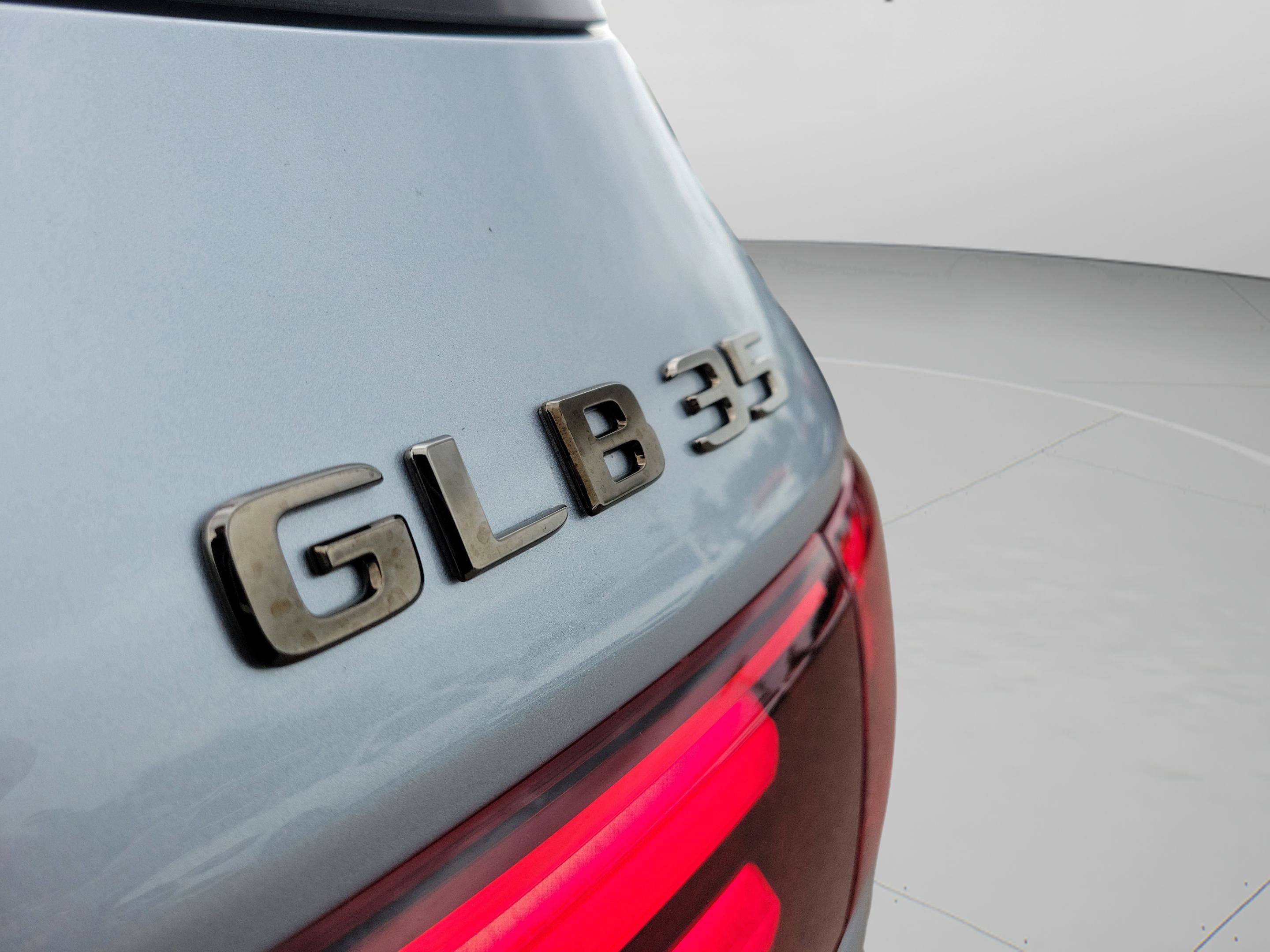New 2026 Mercedes-Benz GLB 35 AMG 4MATIC image 32