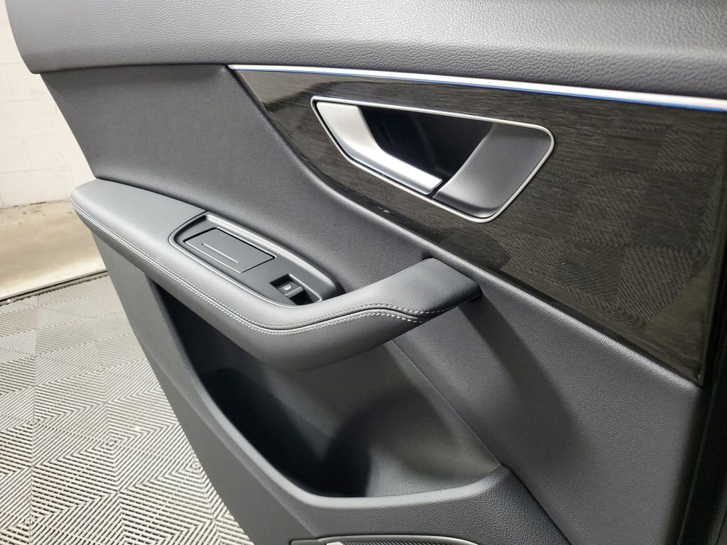 New 2026 Audi Q7 3.0T Premium Plus image 18