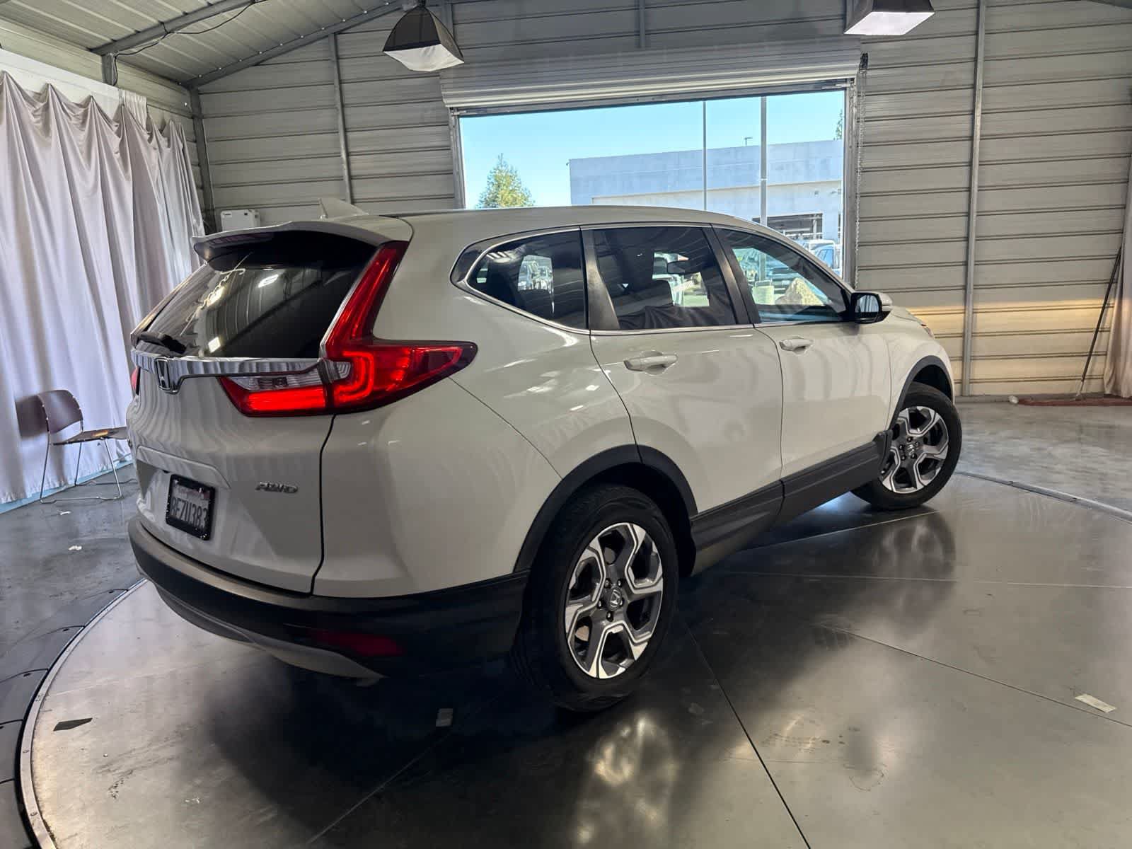 Used 2018 Honda CR-V EX-L image 5