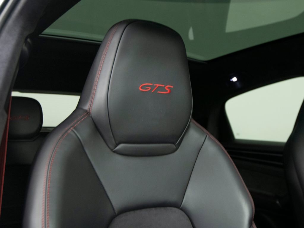 Certified 2021 Porsche Cayenne GTS AWD/4WD image 36
