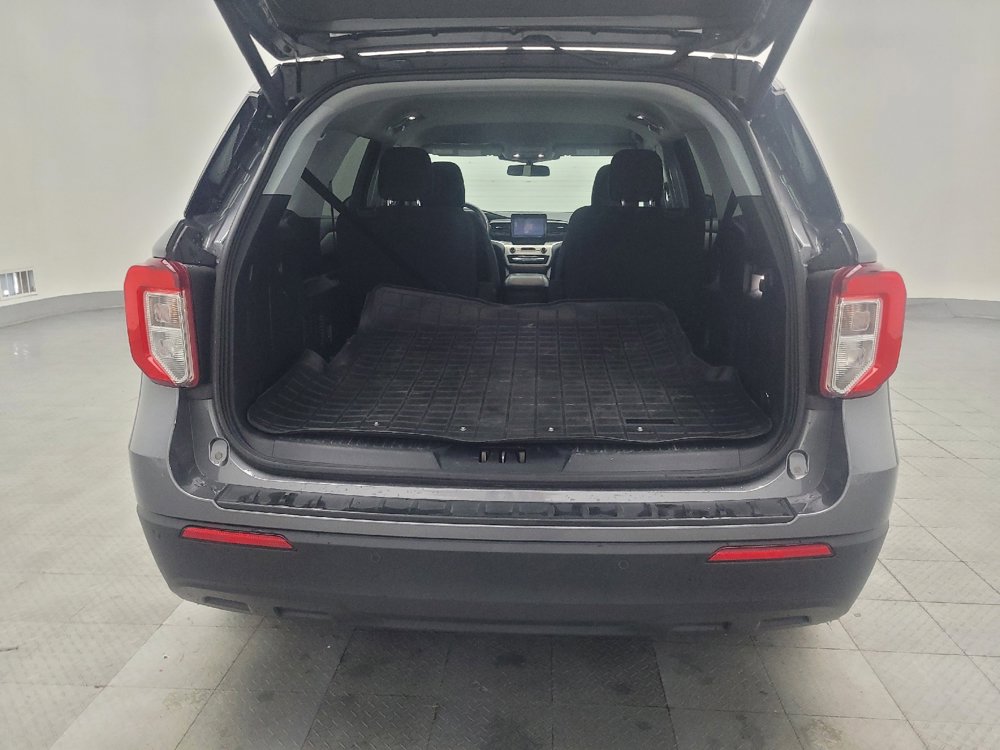 Used 2022 Ford Explorer XLT image 29