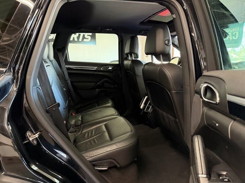 Used 2014 Porsche Cayenne Diesel Platinum Edition AWD/4WD image 39