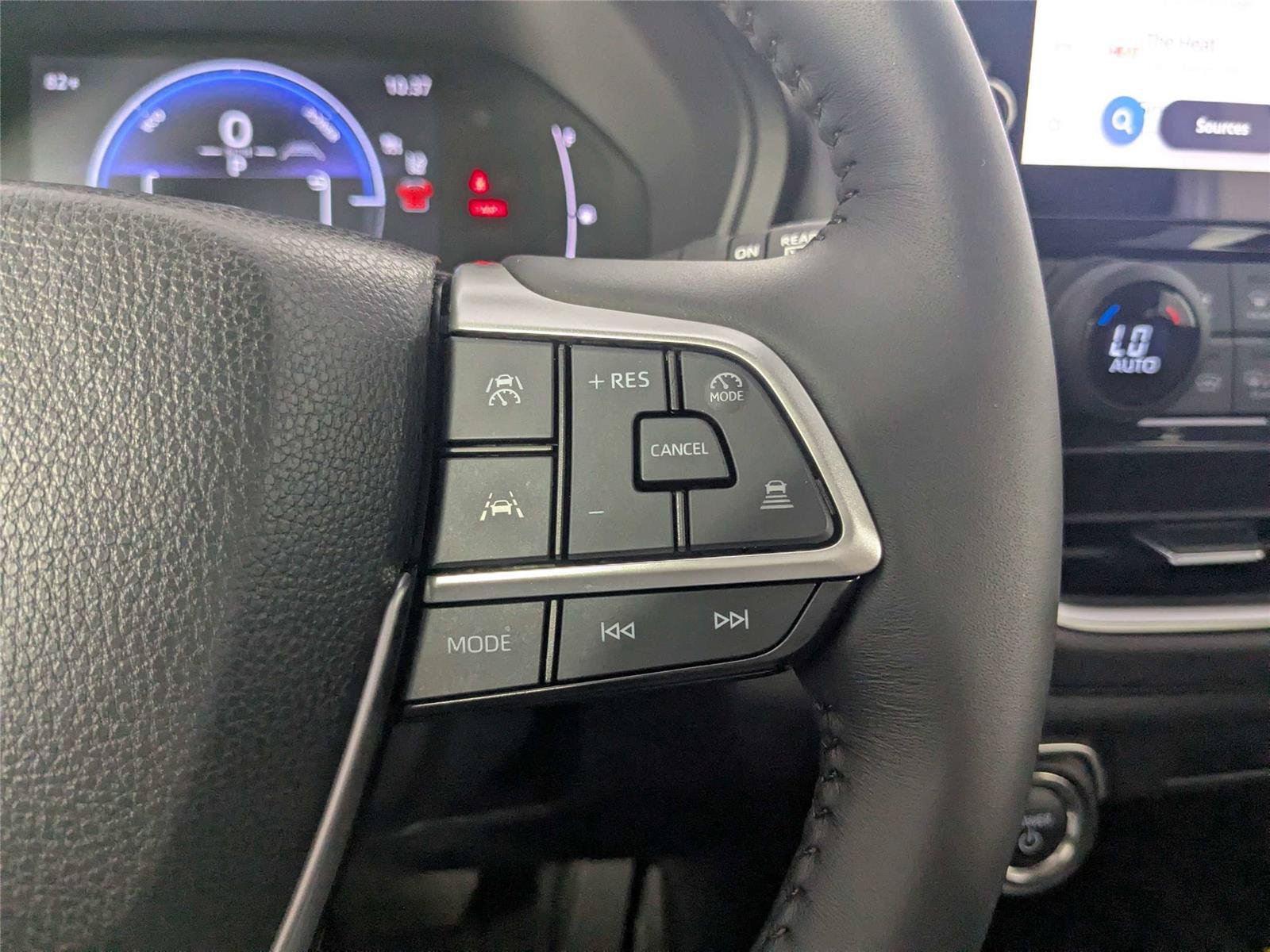 Certified 2025 Toyota Grand Highlander AWD Hybrid image 19