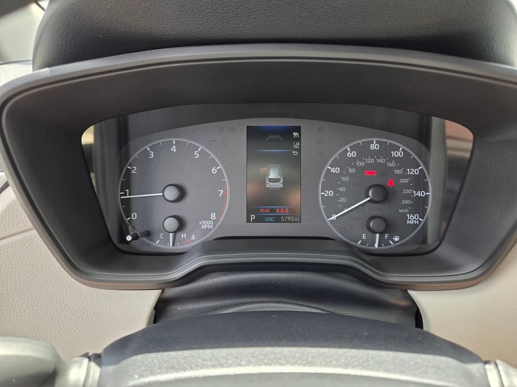 Used 2025 Toyota Corolla Cross L FWD image 29
