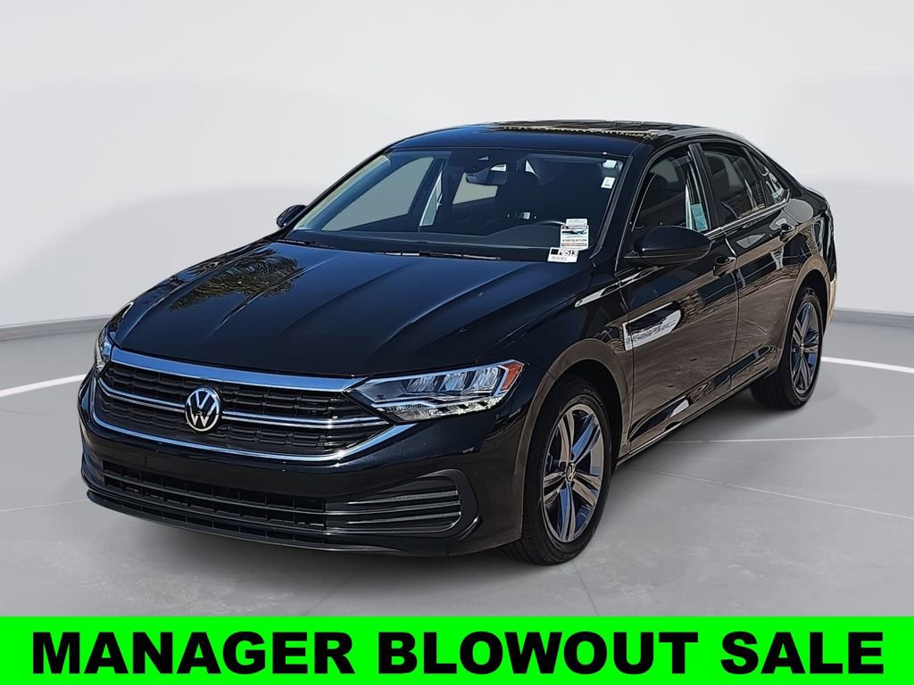 Used 2024 Volkswagen Jetta SE image 7