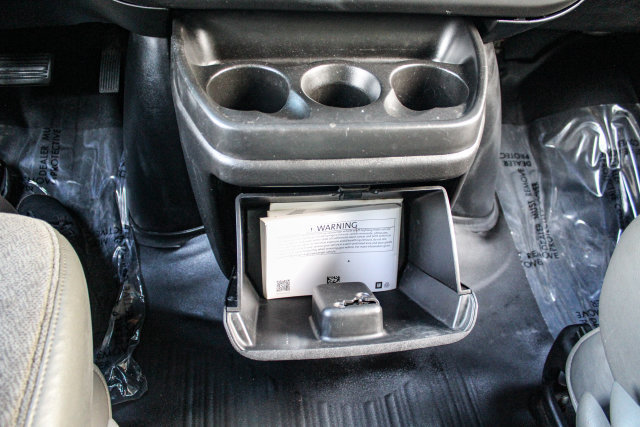 Used 2020 Chevrolet Express 3500 w/ Driver Convenience Package RWD image 26