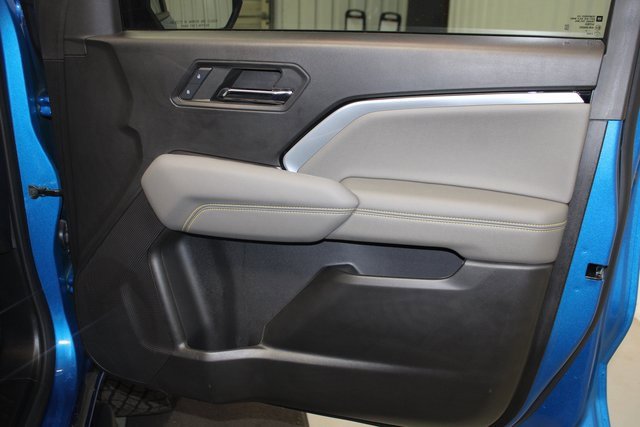 Used 2024 Chevrolet Colorado ZR2 w/ Technology Package image 19