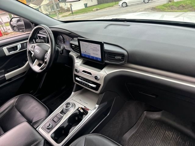 Used 2021 Ford Explorer XLT w/ Equipment Group 202A image 18