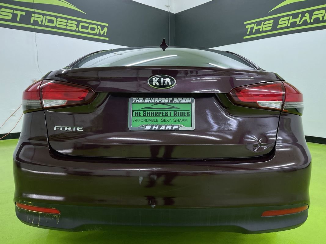 Used 2018 Kia Forte LX image 8