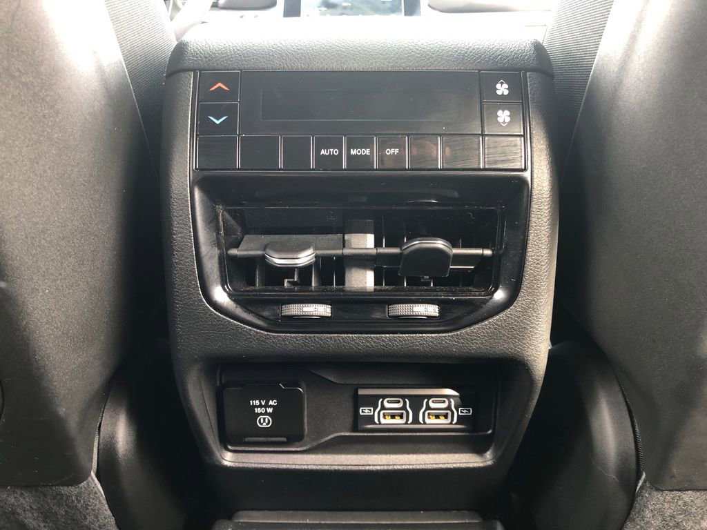 Certified 2024 Jeep Grand Cherokee L Altitude image 29