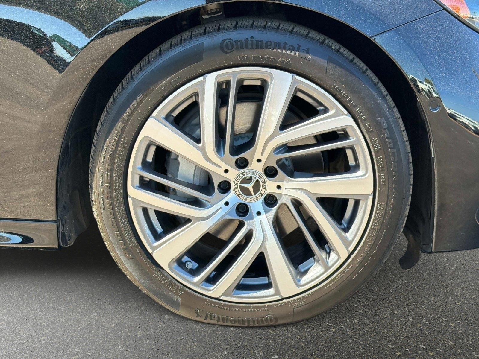 Used 2025 Mercedes-Benz E 350 Sedan image 10