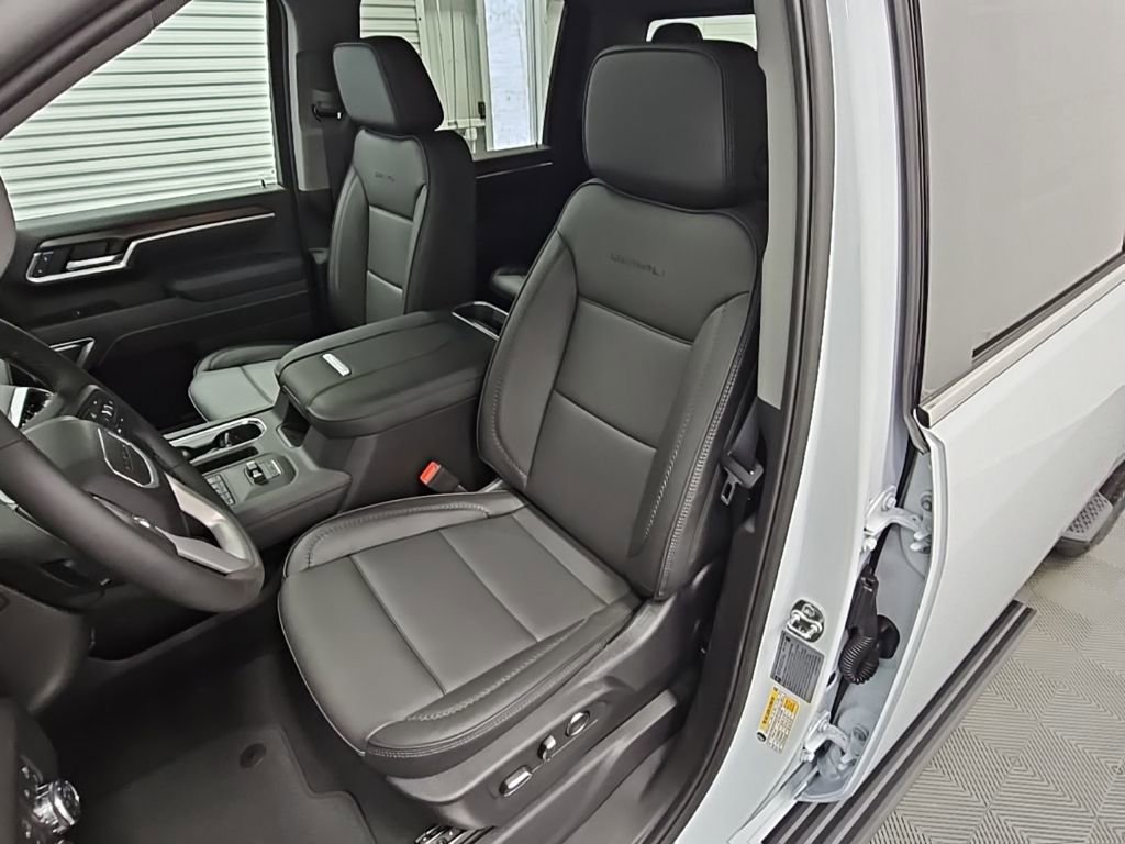 New 2026 GMC Sierra 2500 Denali w/ Denali Reserve Package image 28