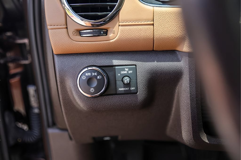 Used 2015 Buick Enclave Leather FWD image 18