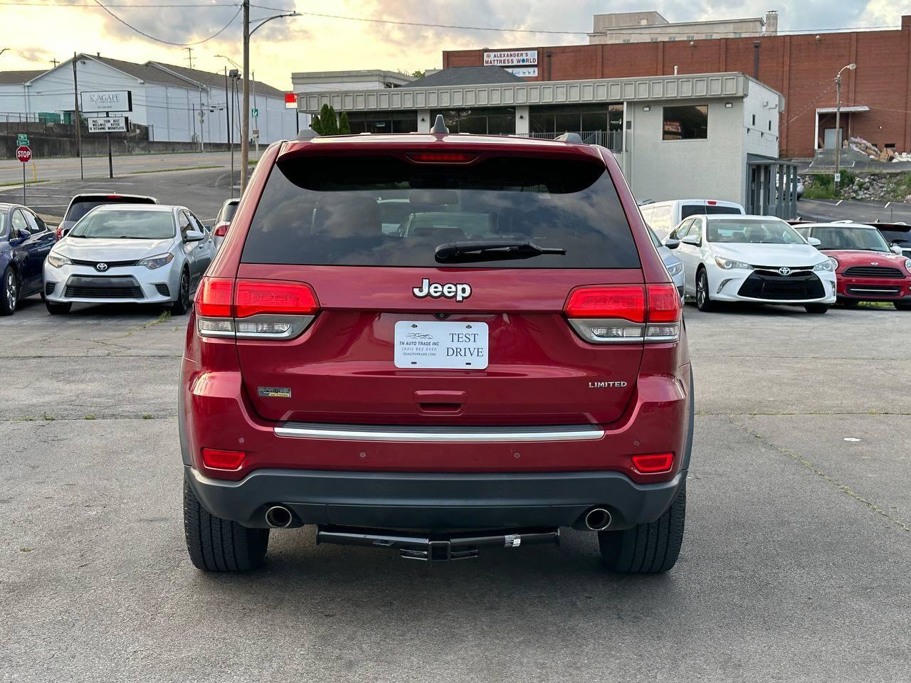 Used 2014 Jeep Grand Cherokee Limited RWD image 9