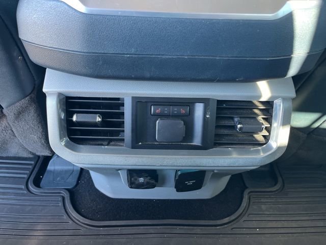 Used 2023 Ford F150 Limited image 19