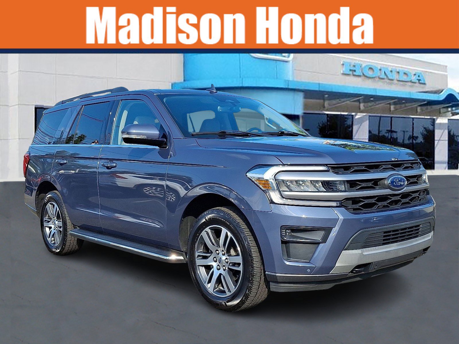 Used 2022 Ford Expedition XLT