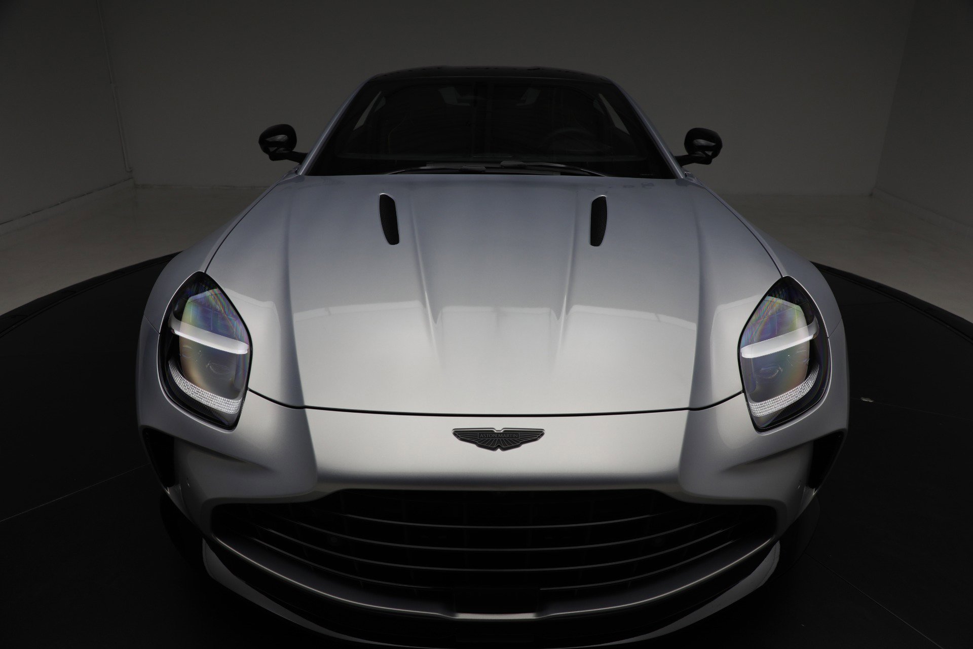 New 2026 Aston Martin V8 Vantage Coupe image 30
