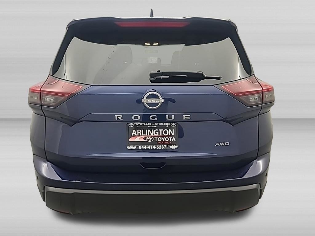 Used 2026 Nissan Rogue SV AWD/4WD image 5