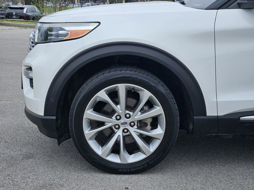 Used 2021 Ford Explorer Platinum w/ Equipment Group 601A image 6