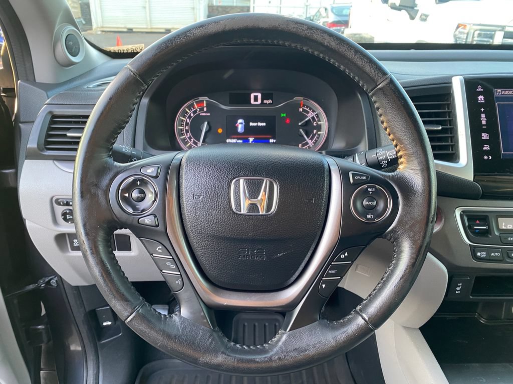 Used 2017 Honda Pilot EX-L image 32